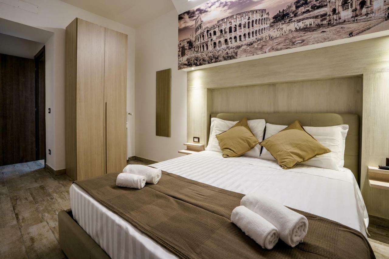 Noemi'S Rooms Guest House Рим Екстериор снимка